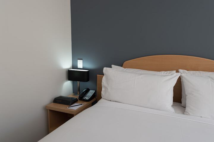Room 36 of 120