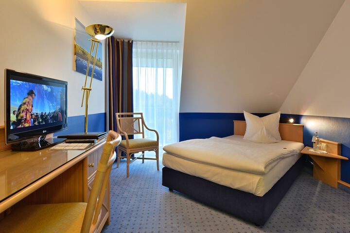 Room 21 of 62
