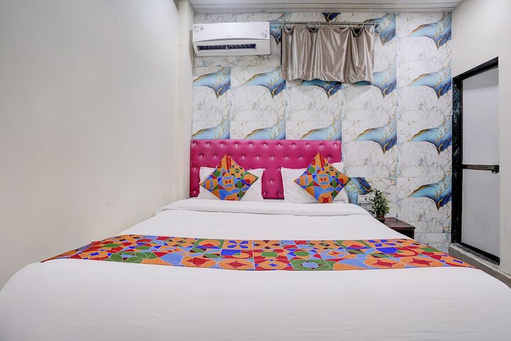 Room 22 of 26
