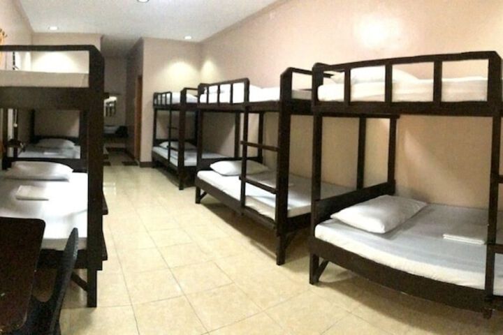 Room 5 of 28