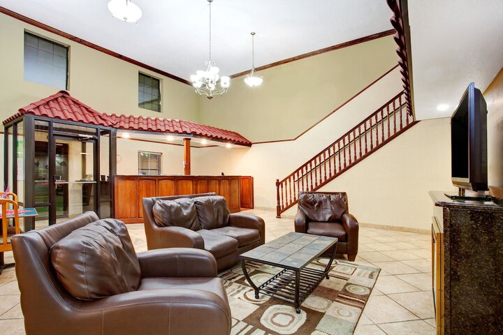 Hotel Interior 2 of 16