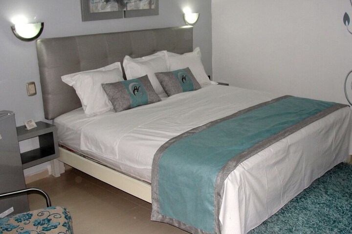 Room 3 of 31