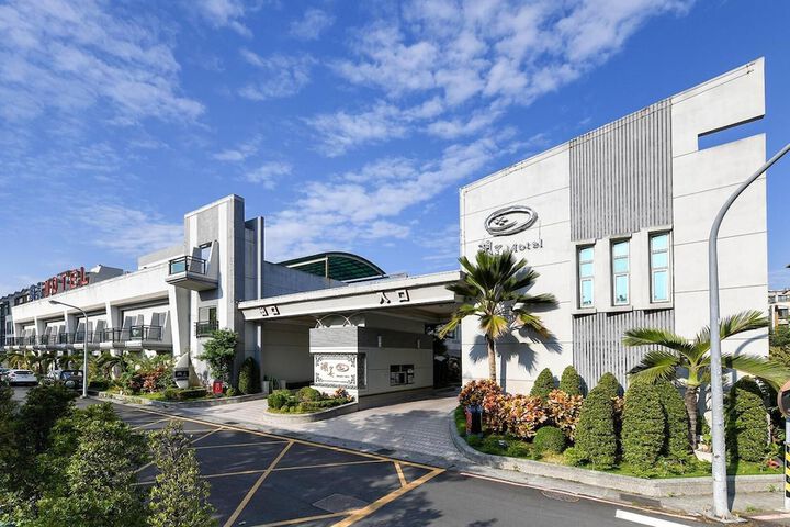Hotel 50 of 54