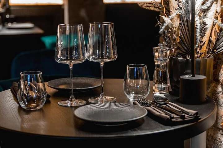 Dining 129 of 253