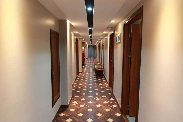 Ballroom/Hall 50 of 57