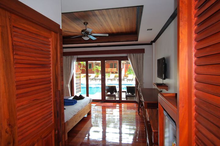 Room 41 of 64