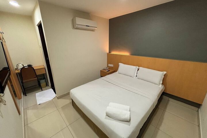 Room 21 of 101