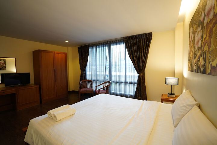 Room 22 of 83