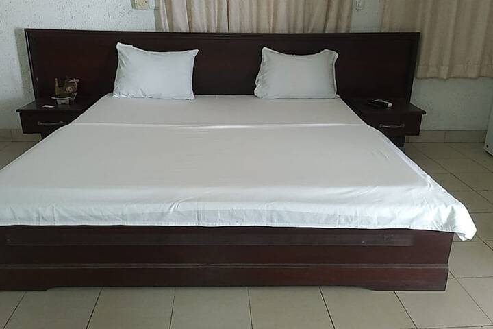 Room 63 of 156