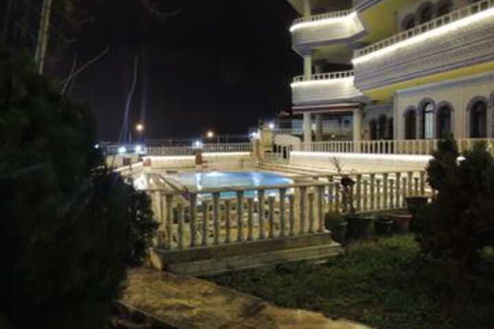 Hotel Exterior 17 of 53
