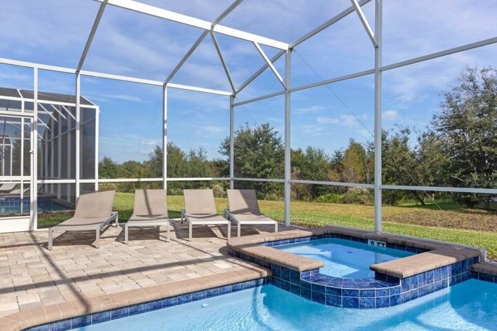 Pool 156 of 216