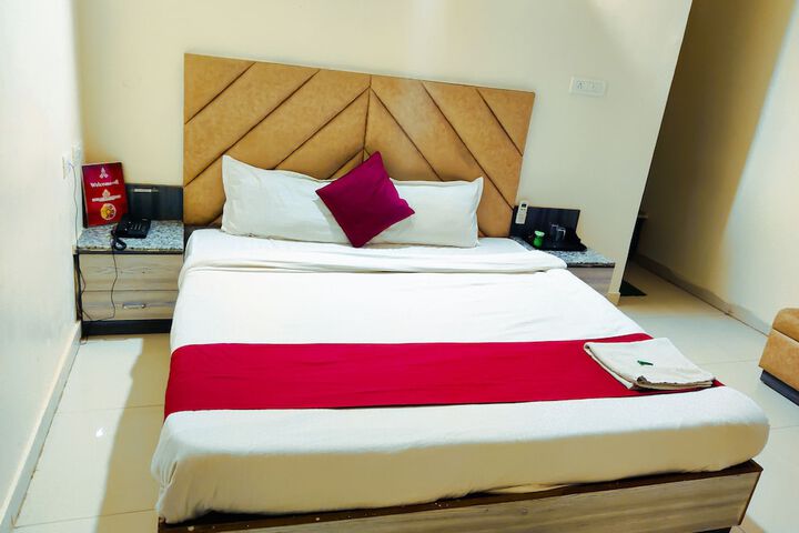 Room 10 of 21