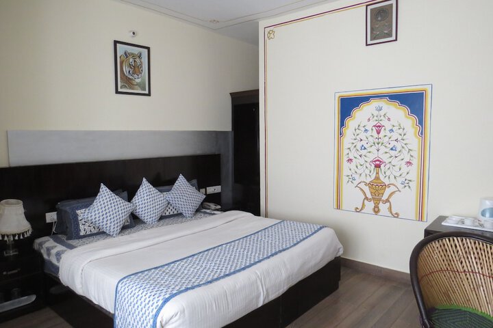 Room 30 of 105