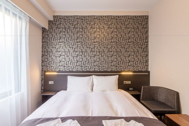 Room 13 of 66