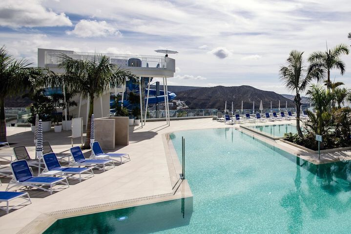 Pool 85 of 202