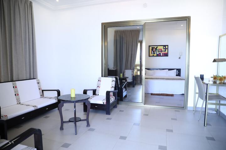 Room 10 of 35