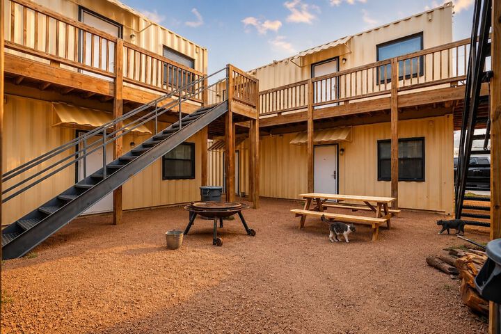 Terrace/Patio 20 of 37