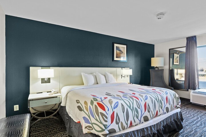 Room 15 of 63