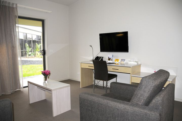 Room 2 of 39