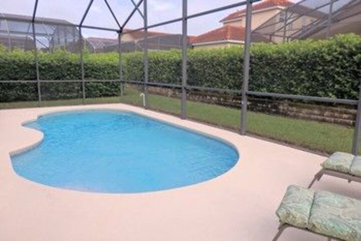 Pool 41 of 47