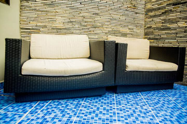 Pool 102 of 155