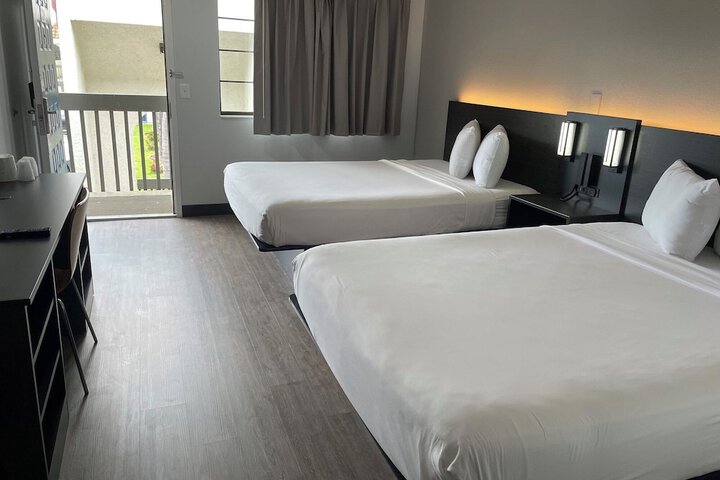 Room 15 of 35