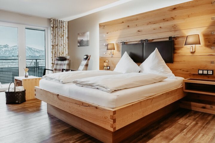 Room 33 of 75