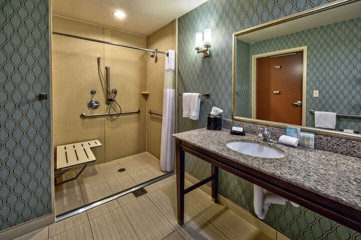 Bathroom shower