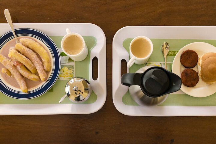 Breakfast/Coffee Service 38 of 50
