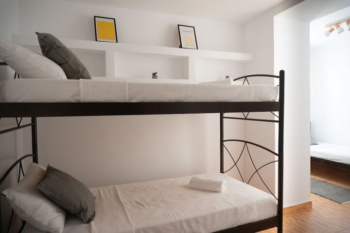 Room 17 of 39