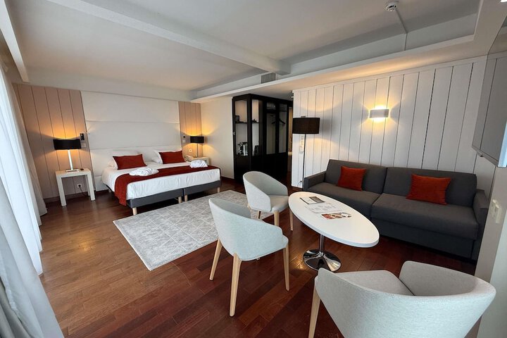 Room 16 of 67