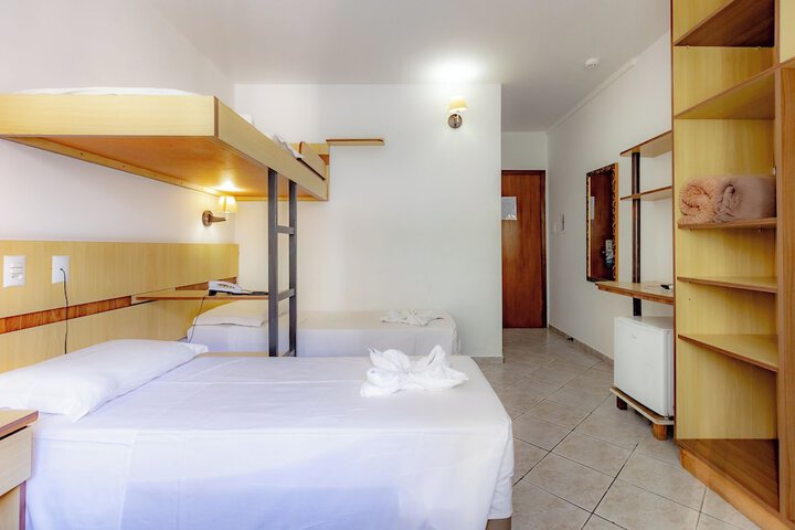 Room 49 of 104