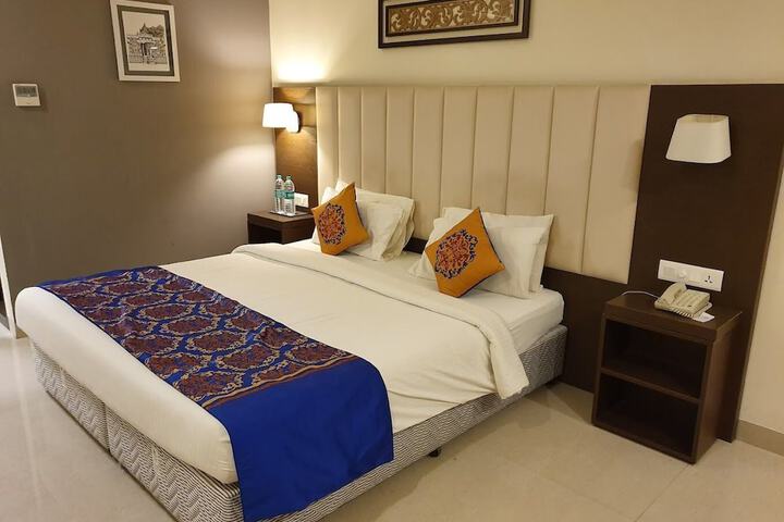 Room 12 of 56