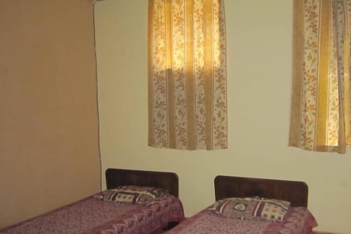 Room 5 of 30