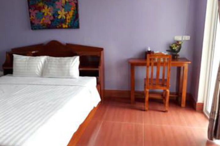 Room 17 of 26