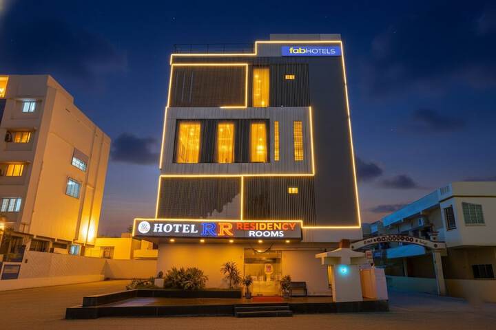 Hotel 31 of 31