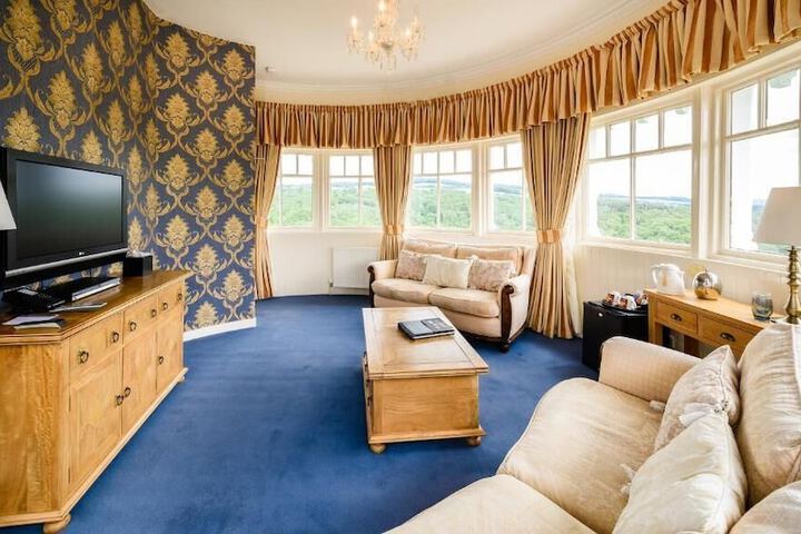 Room 63 of 174