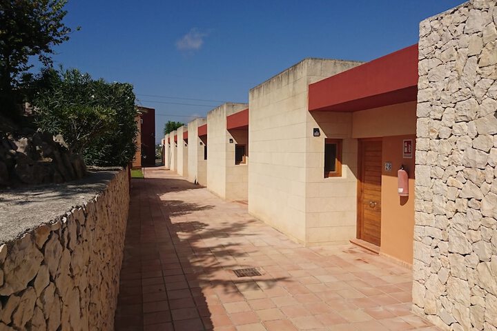 Hotel Exterior 104 of 138