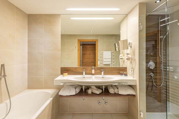 Bathroom Interior Photo