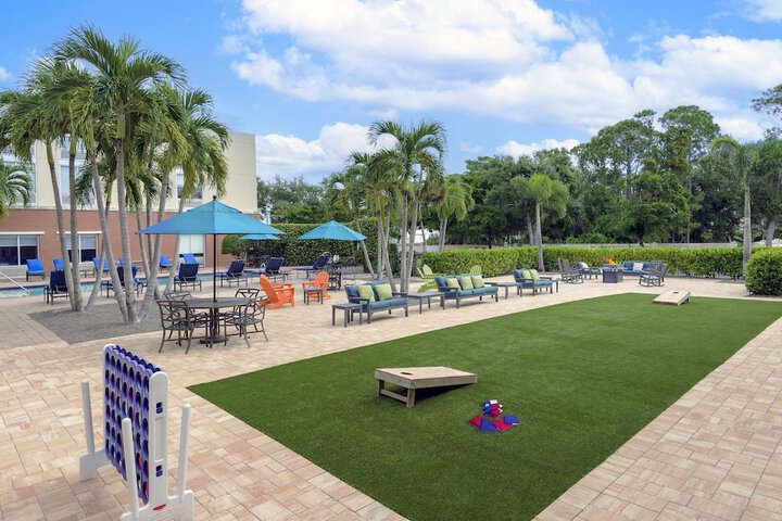 Terrace/Patio 58 of 59