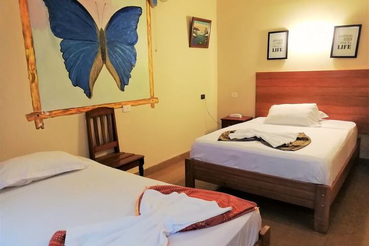 Room 8 of 36