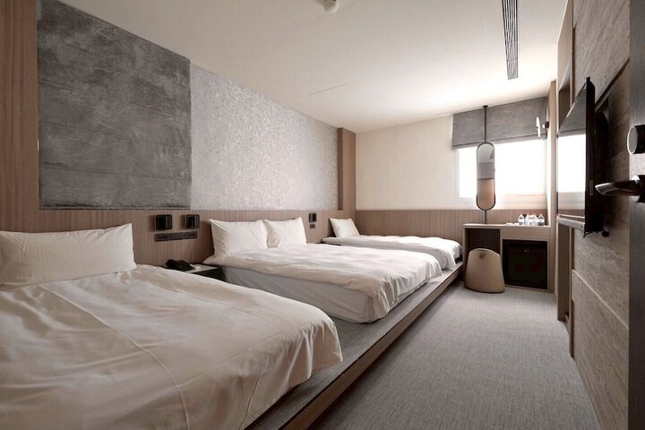 Room 29 of 65