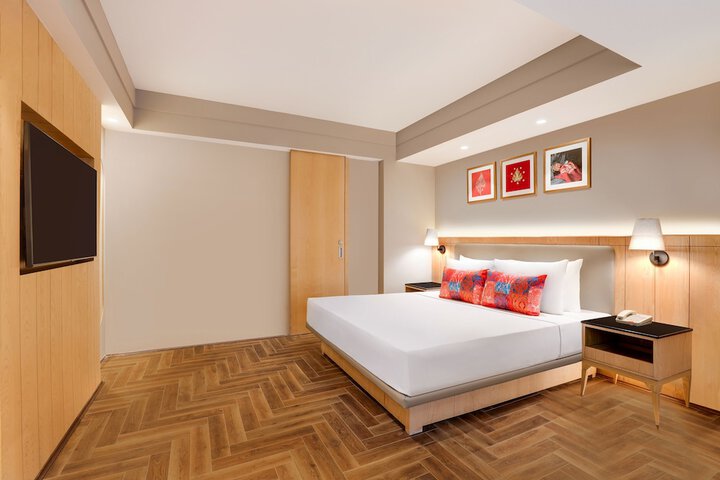 Room 6 of 40
