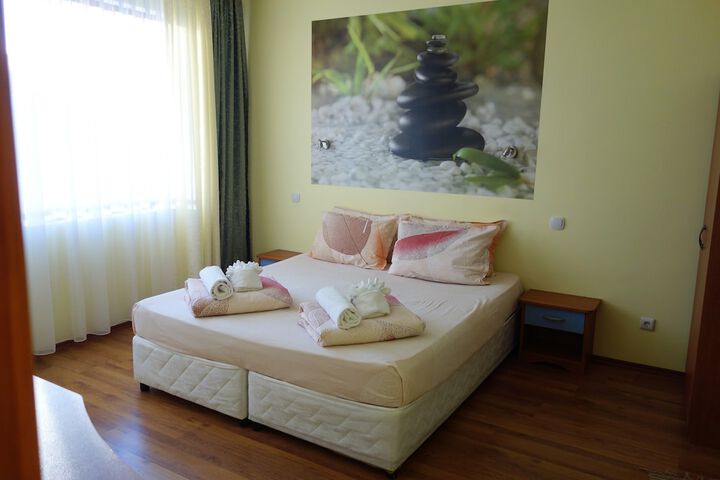 Room 8 of 29