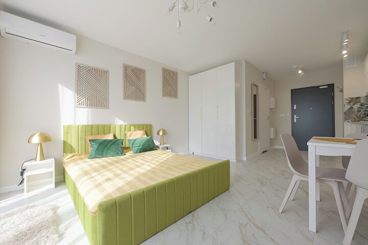 Room 6 of 44