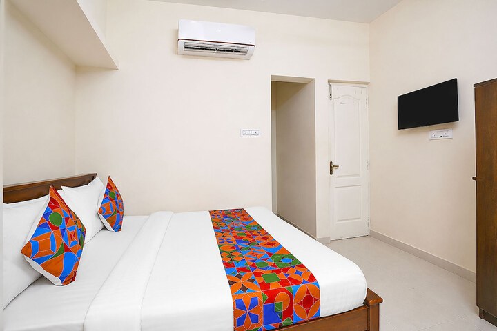 Room 15 of 31