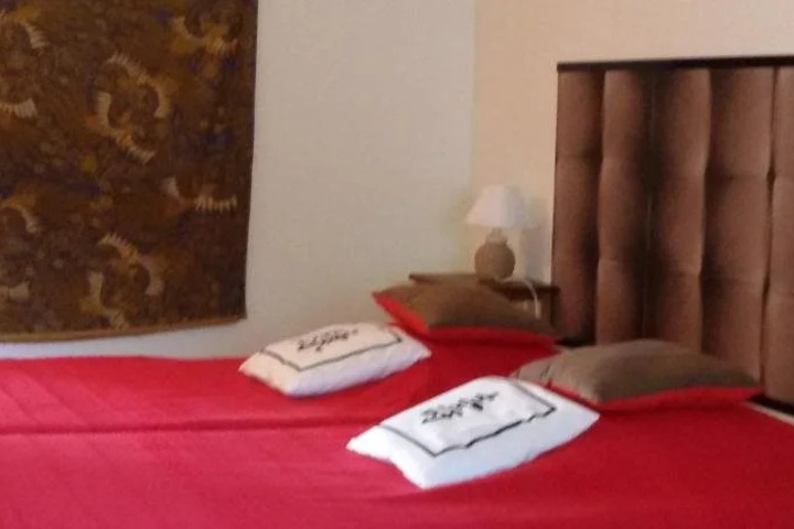 Room 4 of 14