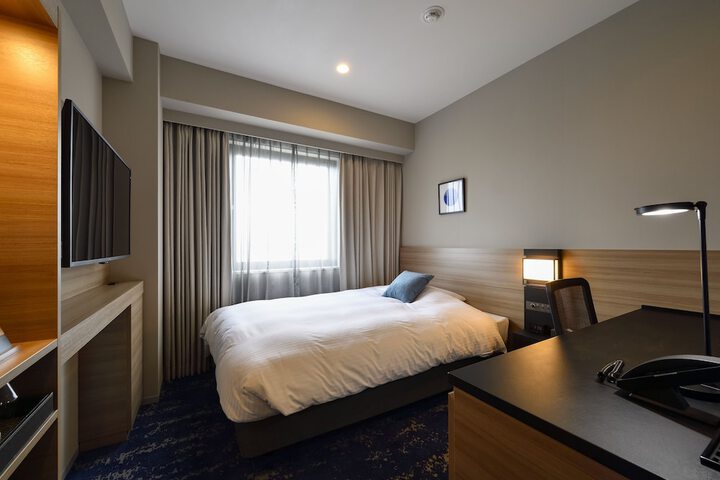 Room 7 of 39