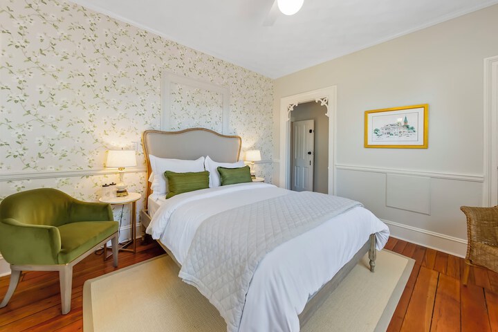 Room 21 of 78