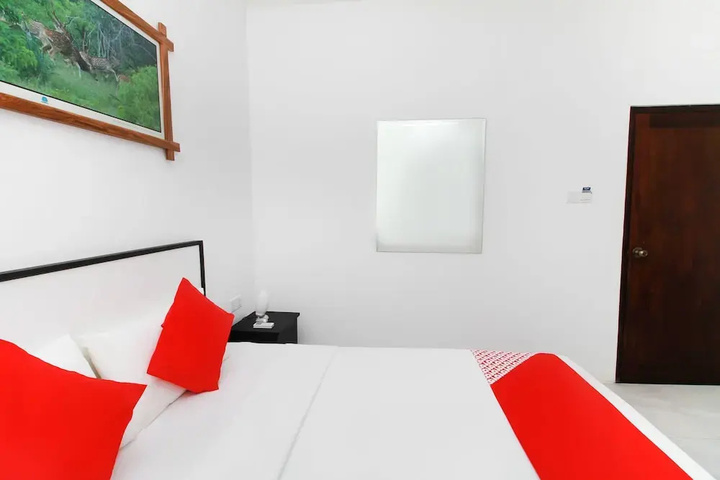 Room 6 of 21